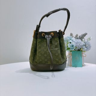 （分類：）位於 。 由 heartofluxe 提交（商品編號 1465490268，圖片 1）。簡介： 。