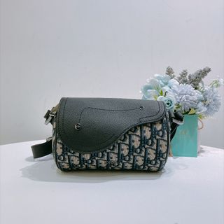 （分類：）位於 。 由 heartofluxe 提交（商品編號 1465485092，圖片 1）。簡介： 。