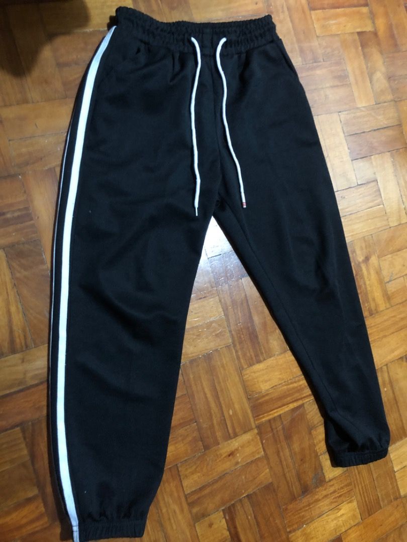 [U] Kids black track pants (Category: Babies & Kids Fashion) located in San Juan City. Submitted by ttanmien (Listing ID 1465543845, Image 1). Description: ⚜️✨⚜️✨⚜️✨⚜️✨⚜️✨⚜️ 💁🏻‍♀️SELLING PRICE: ₱100 Original Price: Around ₱200 💁🏻‍♀️Size: Width x Length = 24 inch x 29 inch Waist(width measurement) Garterized stretchable size waist Waist to bottom (length measurement) (May fit kids from 6 year old to 10 years old and above depending on the chil