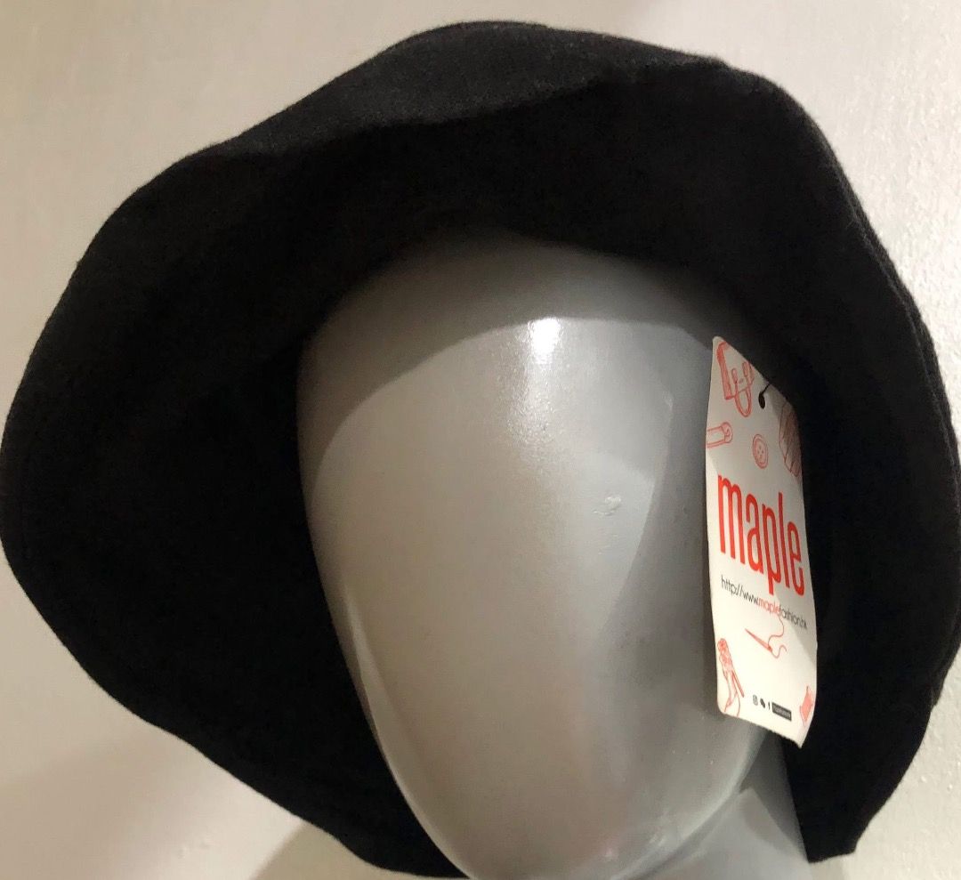 [U] Maple - Black Bucket hat (Category: Hats & Beanies) located in San Juan City. Submitted by ttanmien (Listing ID 1465533715, Image 3). Description: .