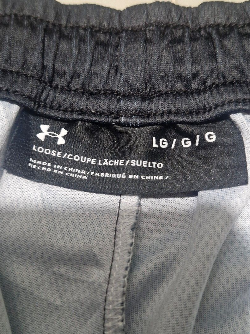 Under Armour Athletic Shorts Men's Size Large (Category: Shorts) located in Caloocan City. Submitted by dyosef1129 (Listing ID 1465419663, Image 3). Description: 32-38 waist 17 length Good as new No issues Original .