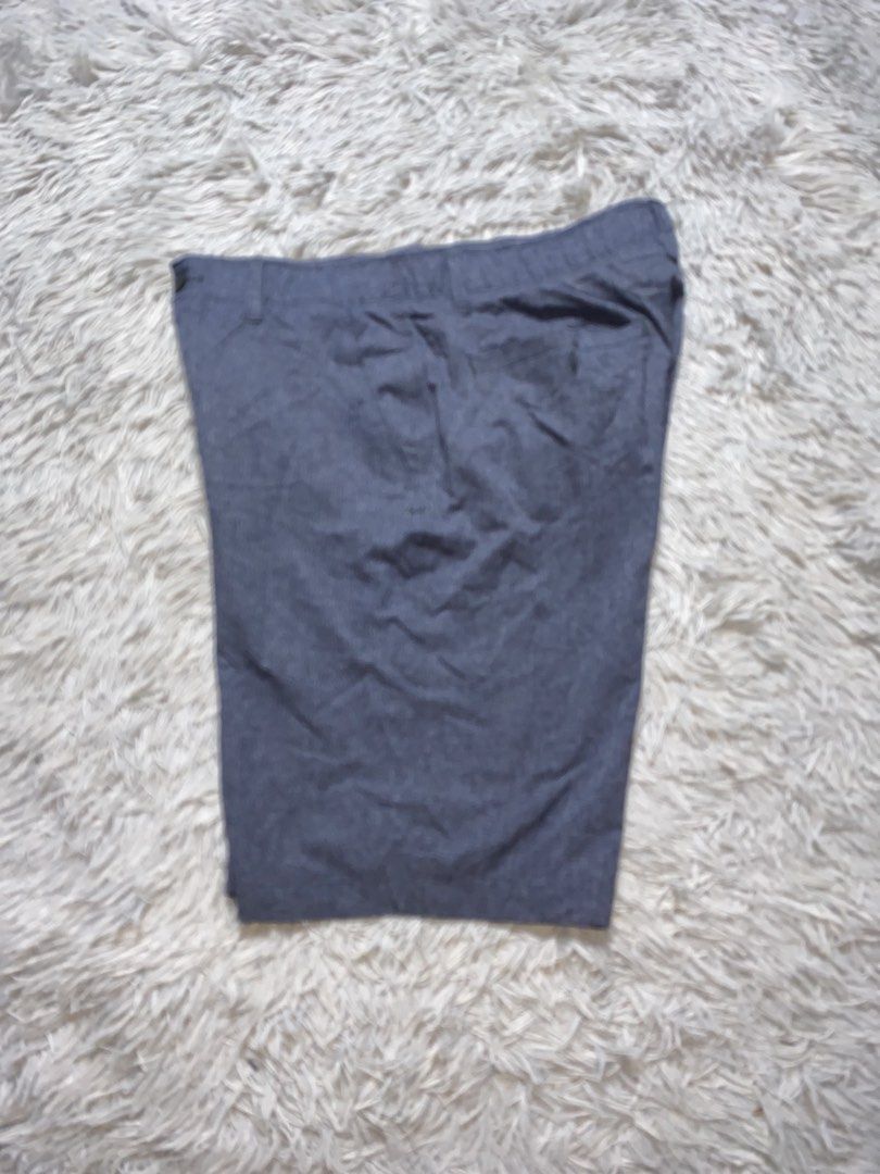 Under armour golf short (Category: Shorts) located in Sibulan. Submitted by hunt_mafia (Listing ID 1465484406, Image 3). Description: Under armour golf short Size 30-32 Width 20 Length 20.5 Hem 11 As new condition Free vouch for safe transaction Unli video call with item 850+sf Loc: Negros Oriental.