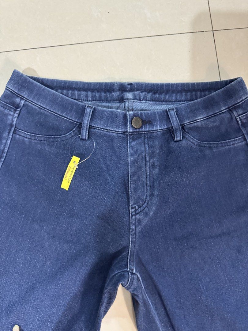 Uniqlo Denim Jeans Medium Blue Size M (Category: Jeans) located in Quezon City. Submitted by sweetlyluxe (Listing ID 1465483065, Image 2). Description: - Brand: Uniqlo - Color: Dark blue wash - Size: M (Fits waist 63-69cm, hips 88-94cm) - Material: Comfortable cotton, polyester, and spandex blend with stretch - Fit: Classic straight leg - Condition: Clean interior tags intact, great everyday jeans.