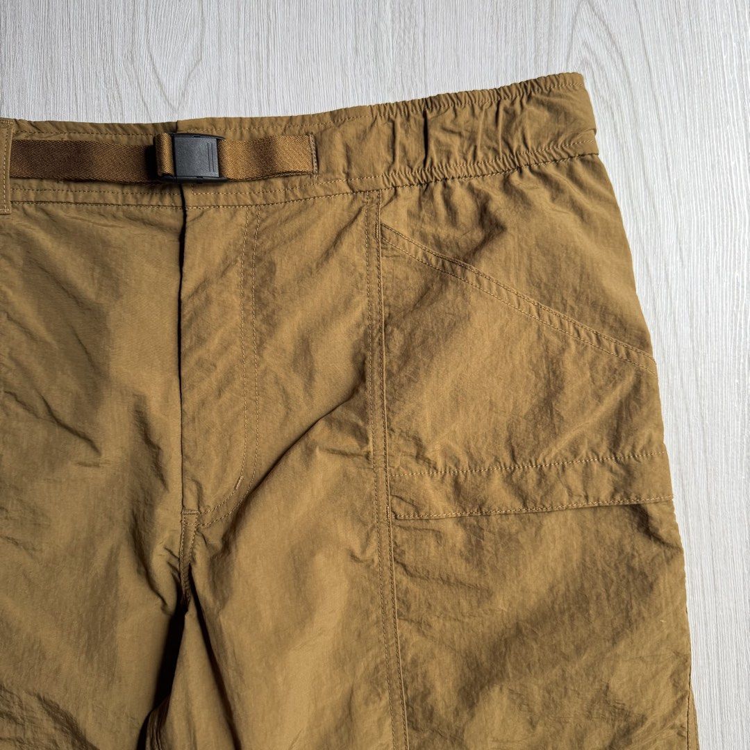 Uniqlo Utility Nylon Short (Category: Shorts) located in Zamboanga. Submitted by rustic.rev (Listing ID 1465426243, Image 3). Description: Uniqlo Utility Nylon Shorts Like new condition Tagged: Large (84-92cm) Measurements: Waist: 33-36” Front rise: 11.5” Thigh: 14” Leg opening: 11.5” Length: 19”.
