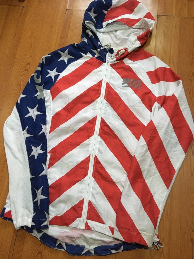 USA windbreaker (Category: Coats, Jackets and Outerwear) located in San Juan City. Submitted by sashoppeepipi (Listing ID 1465454516, Image 2). Description: .
