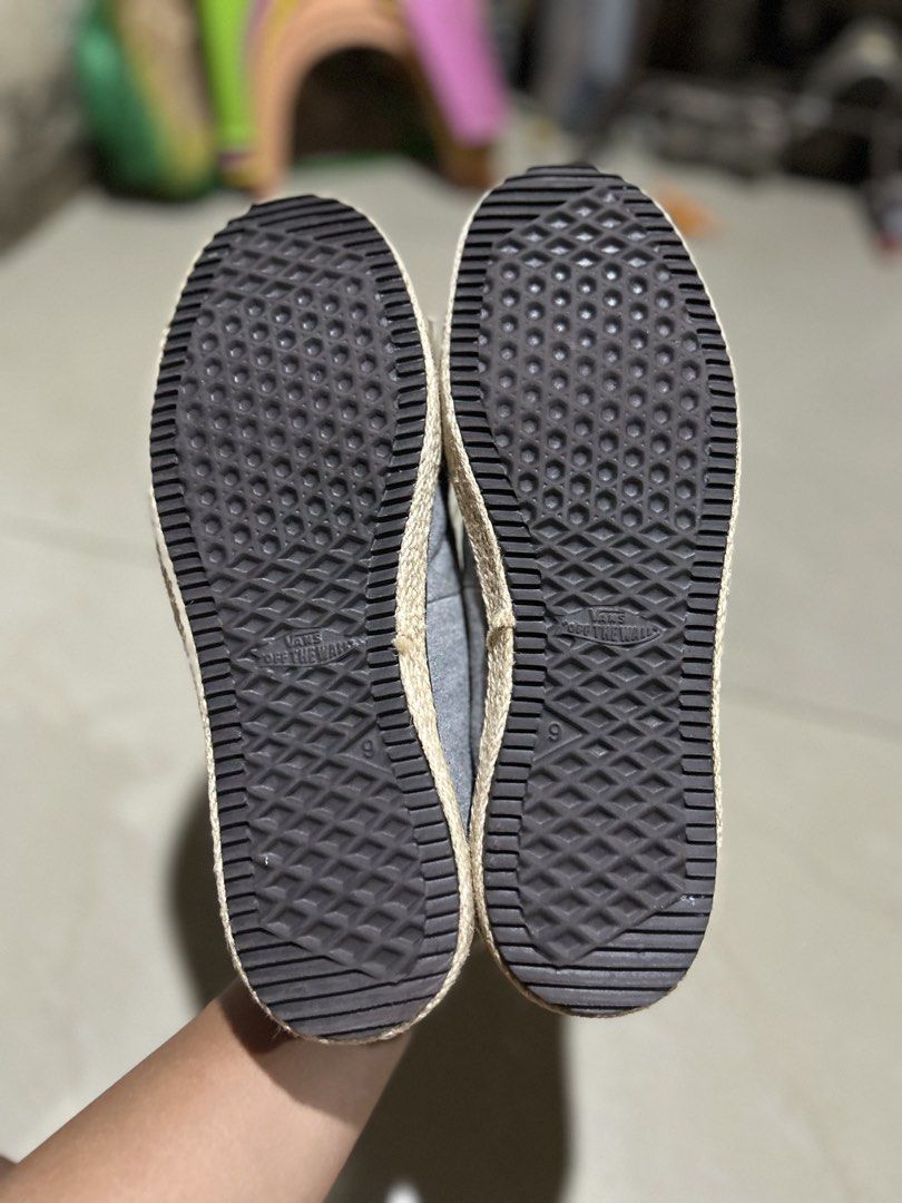 Vans (Category: Sneakers) located in Cebu City. Submitted by cyrilk1cks (Listing ID 1465413562, Image 3). Description: .