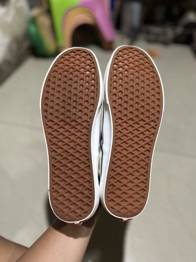 Vans (Category: Sneakers) located in Cebu City. Submitted by cyrilk1cks (Listing ID 1465413881, Image 3). Description: .