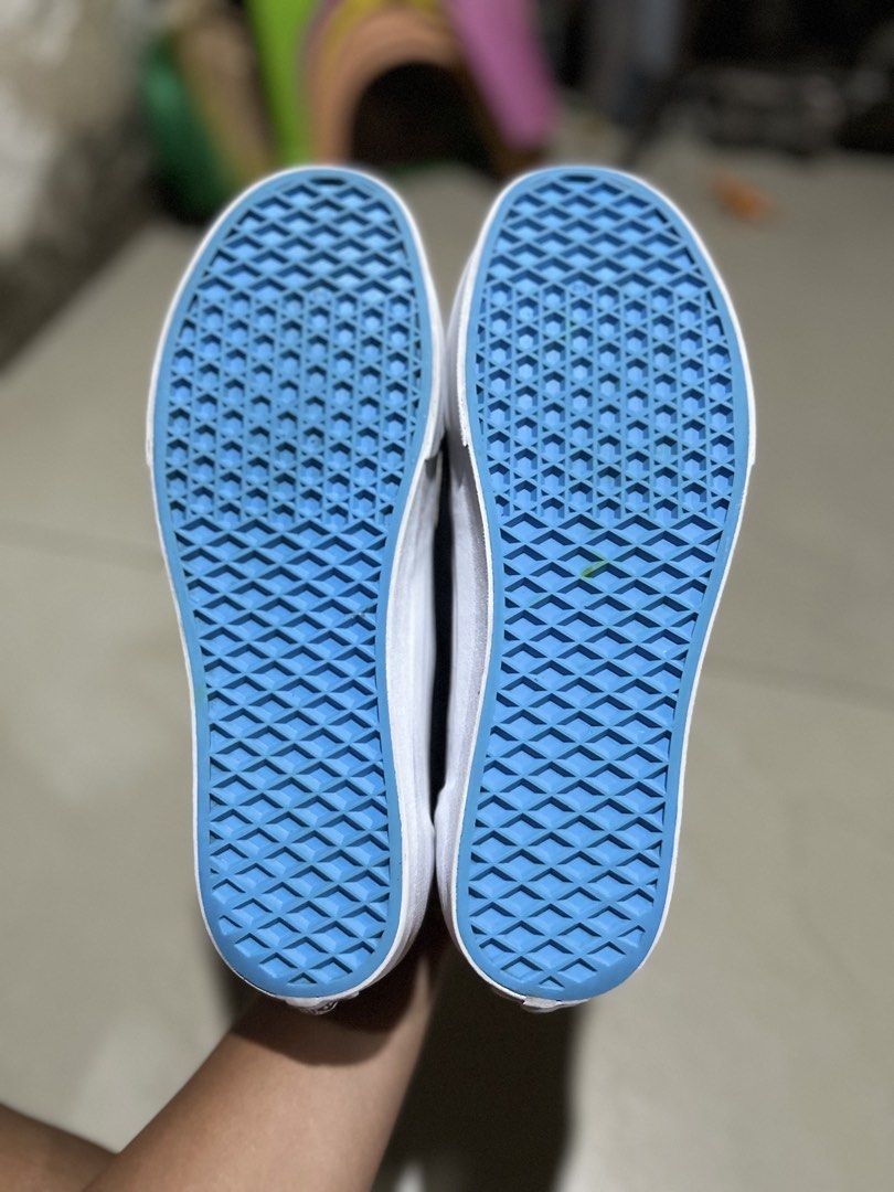 Vans (Category: Sneakers) located in Cebu City. Submitted by cyrilk1cks (Listing ID 1465413948, Image 3). Description: .