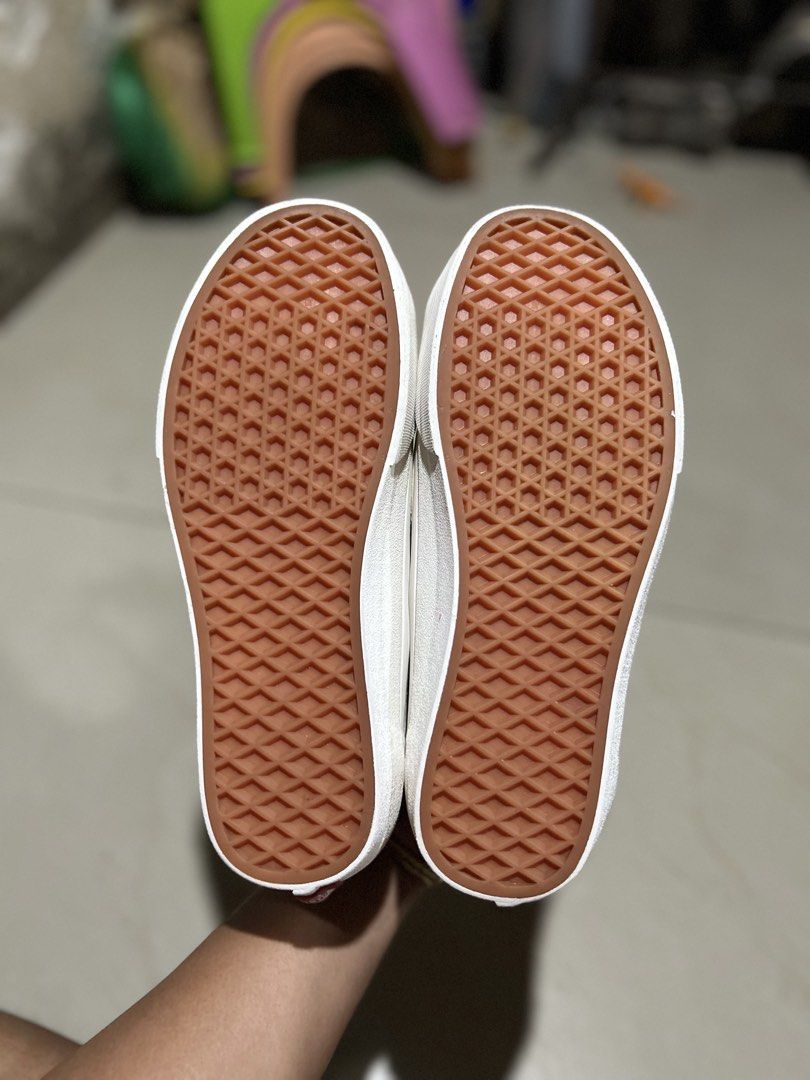 Vans (Category: Sneakers) located in Cebu City. Submitted by cyrilk1cks (Listing ID 1465414013, Image 3). Description: .