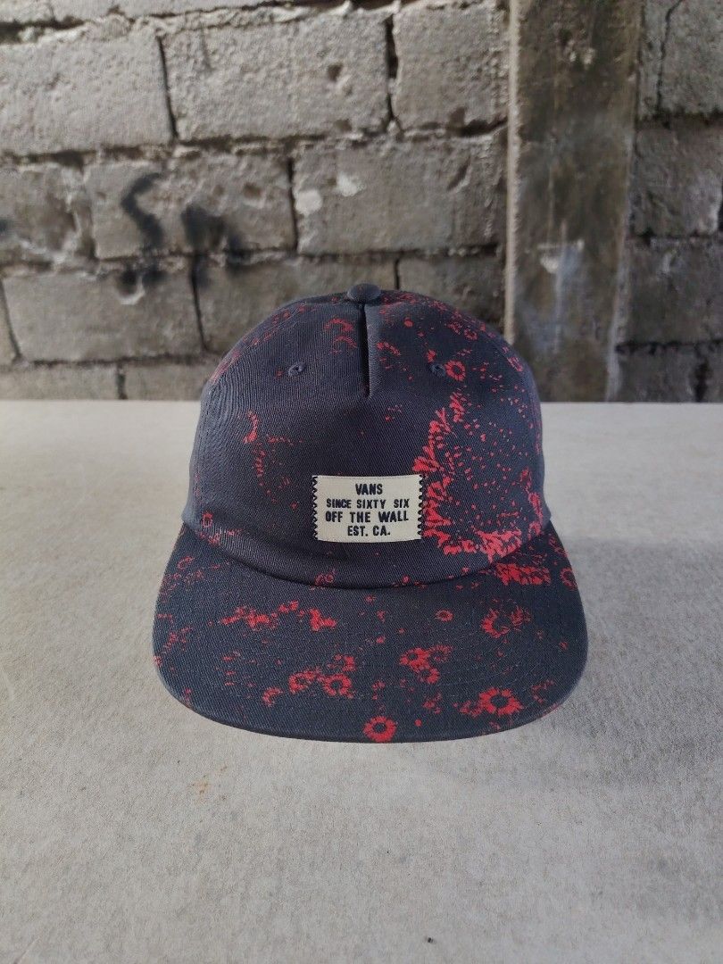 Vans Unstructured Barnacle Beach Cap (Category: Caps & Hats) located in General Santos City (Dadiangas). Submitted by rafaelmir09800 (Listing ID 1465447055, Image 1). Description: WTS🥷 - Vans Unstructured Barnacle Beach Cap💎 - With mesh support front dome - OSFA - One Size Fits All - Color Rate 9.9 - Excellent Condition - No Issue -🏷️850+sf Location: General Santos City, 9500..