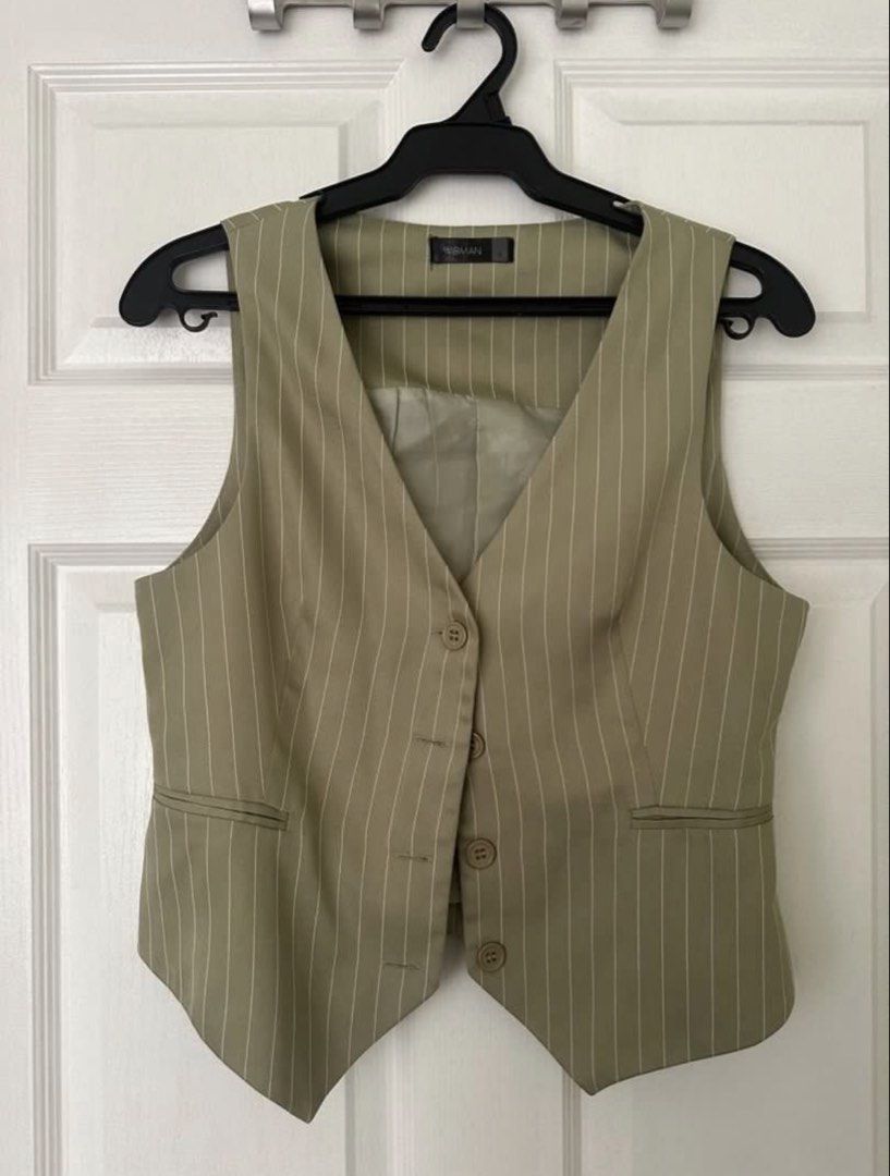 Vest and Pants Coords (Category: Sets or Coordinates) located in Taguig. Submitted by iangel.a (Listing ID 1465493630, Image 2). Description: Olive color, super nice!! Steal na to 😍 Bought each at separate price. Perfect for casual or office events 🥰 Bought it for 3k set na Top is small size Pants is medium size.