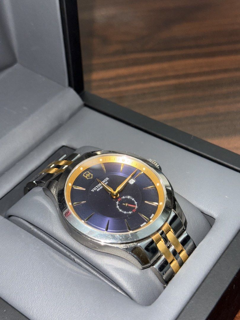 VICTORINOX Alliance 249121 (Category: Men's Watches) located in Dasmarinas. Submitted by qwertyu_ian25 (Listing ID 1465411467, Image 1). Description: slightly used . RFS: stock, good as new, VICTORINOX Alliance 249121 (swiss army) price negotiable..