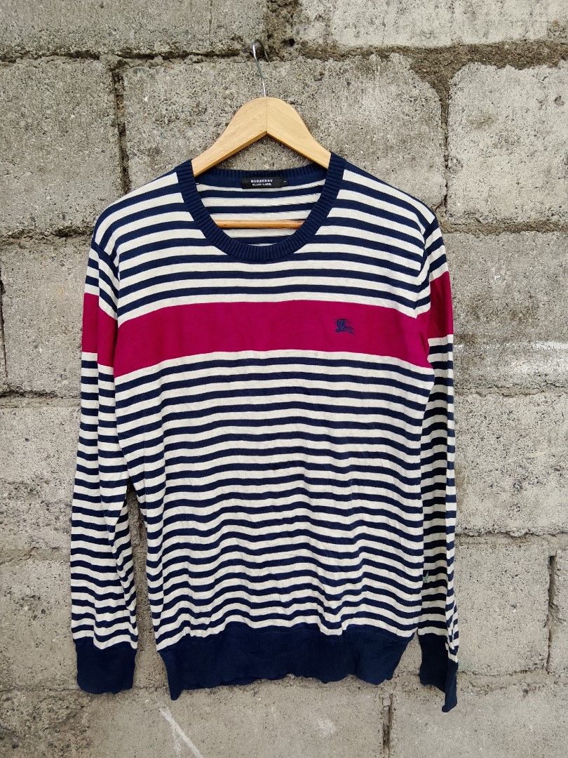 Vintage burberry soft knit sweater (Category: Luxury Apparel) located in Bayombong. Submitted by jeffreybee (Listing ID 1465513870, Image 1). Description: Vintge burb soft knit small to XL 28 Length 18.5 width can stretch to 24 Excellent.