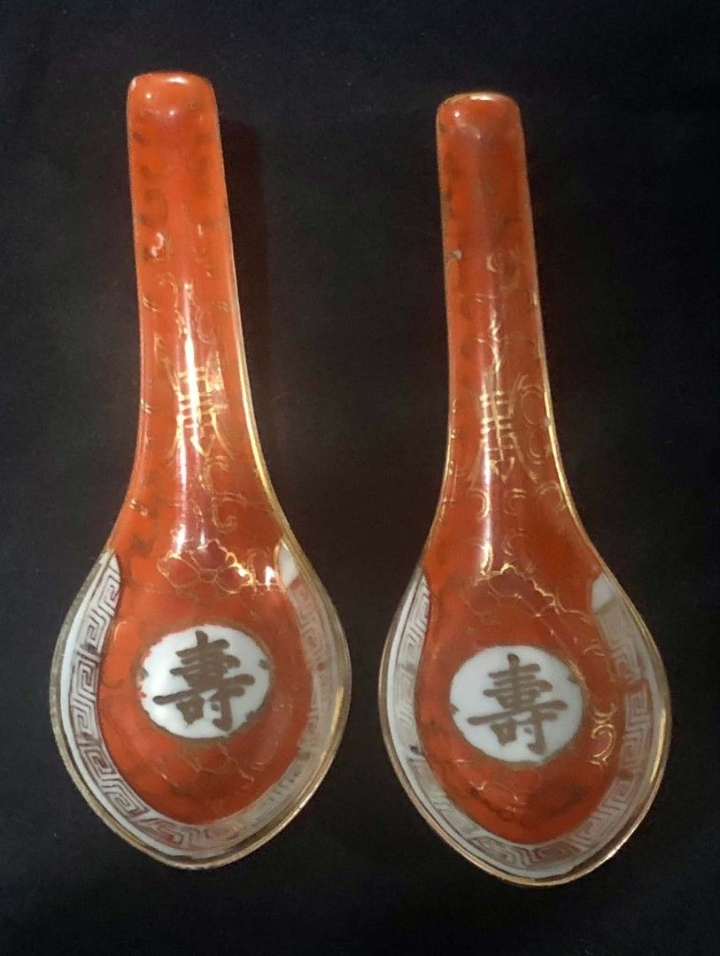 Vintage Ceramic Asian Soup Spoons Assorted Designs (Category: Dinnerware & Cutlery) located in Quezon City. Submitted by zoey_vintage_shop (Listing ID 1465514561, Image 3). Description: Vintage Collection of Chinese Ceramic Porcelain Spoon P980 Consist of 14pcs of vintage collection of Chinese spoons. Personal Collection Please check all provided pics to appreciate the items. Message me if you are interested. Thanks.🙏.