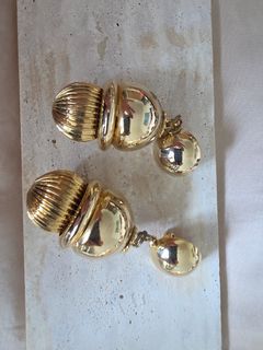 (Category: ) located in . Submitted by little.reddot.relics (Listing ID 1465416082, Image 1). Description: .