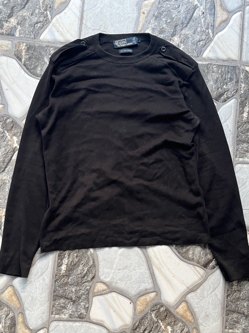 VINTAGE RALPH LAUREN KNITTED SWEATERS (Category: Hoodies) located in San Carlos. Submitted by beyond_vintage_pieces (Listing ID 1465467089, Image 2). Description: .