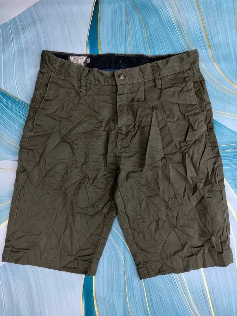 Volcom Olive Green Shorts Size 28 (Category: Activewear) located in Manila. Submitted by virgiliosa38485 (Listing ID 1465502853, Image 1). Description: - Brand: Volcom - Color: Olive green - Size: 28-30 -Length 20 - Closure: Standard button fly with branded hardware - Pockets: Two front pockets and two back welt pockets - Details: Volcom fabric logo tag on the right rear pocket and embroidered stone logo near the lower left back hem - Style: Clas