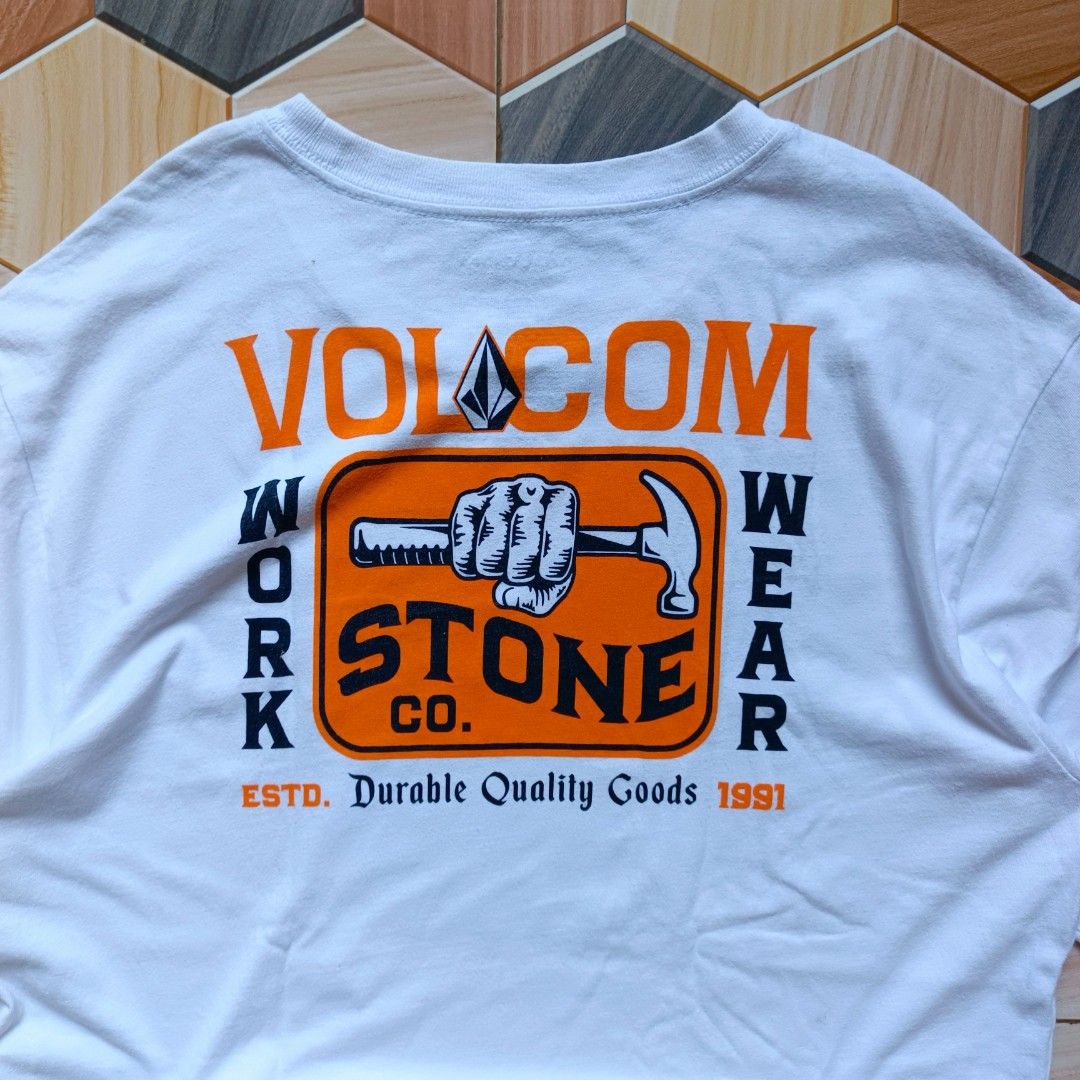 Volcom Work Stone Wear Shirt (Category: Tshirts & Polo Shirts ) located in Maramag. Submitted by thrifty777 (Listing ID 1465490939, Image 3). Description: Authentic Volcom Slightly Used Condition Location Maramag Bukidnon.