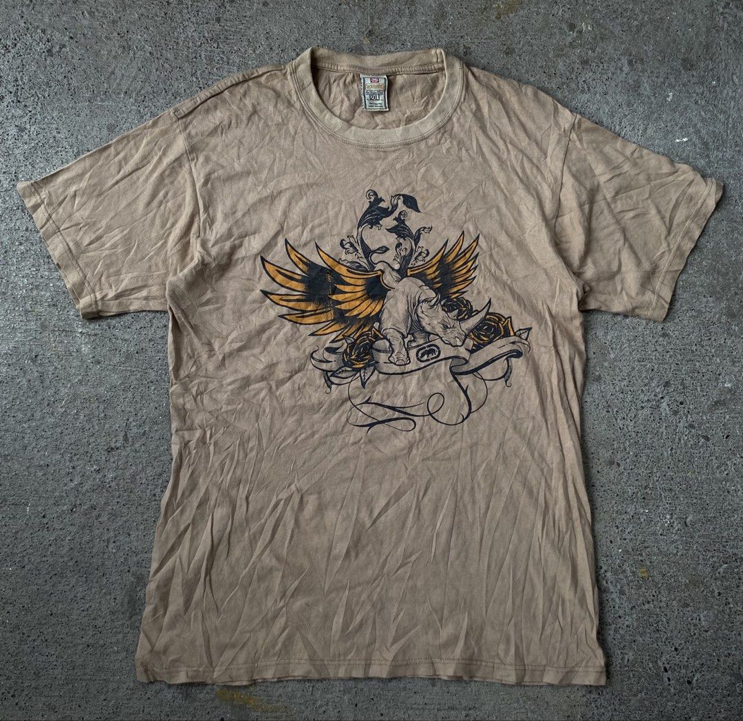 Vtg Ecko Unltd Rhino Graphic Print (Category: Tshirts & Polo Shirts ) located in Kalibo. Submitted by bryaninosa20819 (Listing ID 1465462545, Image 1). Description: Vtg Ecko Unltd Rhino Graphic Print Dimes : 21x30 Very Good Condition Color Rate 9/10 Need Wash Location : Kalibo, Aklan 📩📩📩📩.