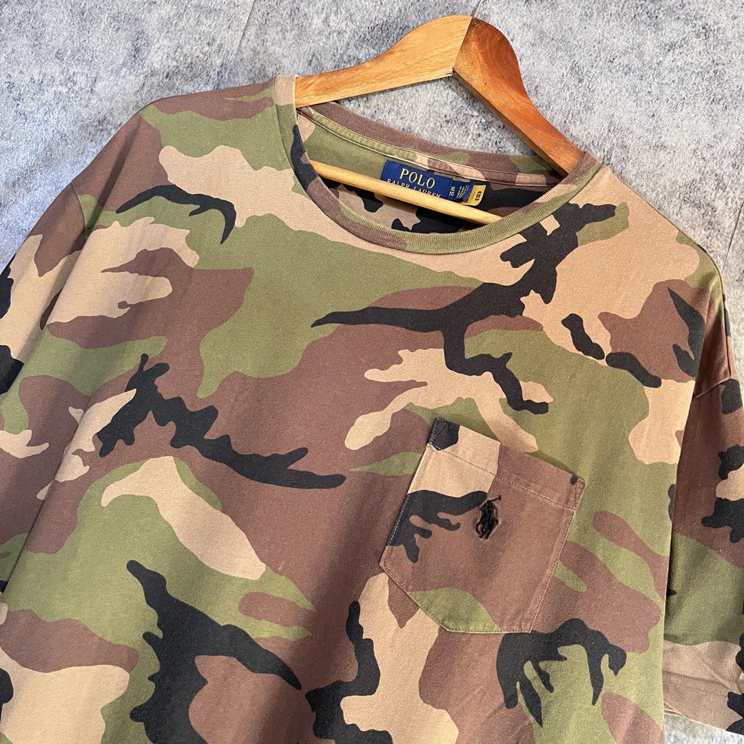 WANT TO SELL!🚨 (Category: Tshirts & Polo Shirts ) located in Lucena. Submitted by paulsarroza (Listing ID 1465489524, Image 1). Description: WANT TO SELL!🚨 RALPH LAUREN CAMO POCKET TEE GOOD CONDITION LENGTH 30 WIDTH 25 MINE: ₱1350.