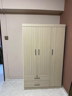 (Category: ) located in . Submitted by panda_furnitur3 (Listing ID 1465518615, Image 1). Description: .