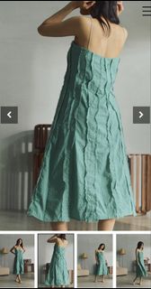 (Category: ) located in . Submitted by morenascloset (Listing ID 1465437114, Image 1). Description: .