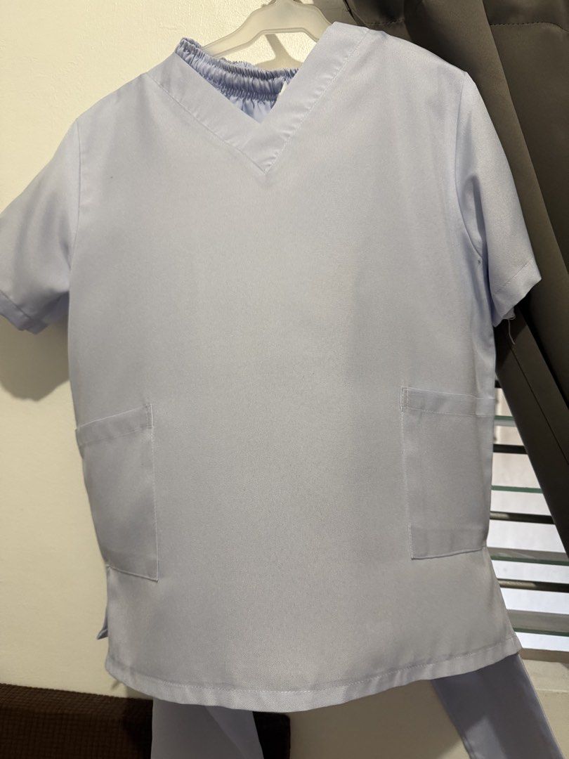 White scrubsuits (Category: Activewear) located in Mandaluyong City. Submitted by h78645 (Listing ID 1465387821, Image 2). Description: Size small For reference of my size Height: 5’4 Weight: 46kg (good up to 50-55kg) Rfs: no longer used.