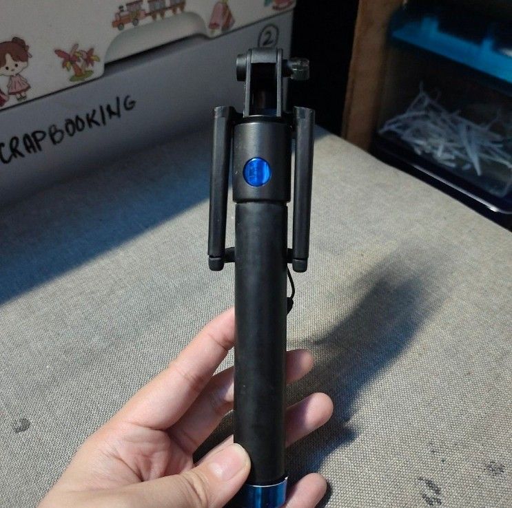 Wired Selfie Stick Monopod with 3.5mm Jack (Category: Tripods & Monopods) located in Quezon City. Submitted by dncpreloved (Listing ID 1465490499, Image 1). Description: - Color: Black - Type: Handheld selfie stick monopod with foldable phone cradle - Portability: Compact and lightweight, fits easily into bags not sure if working pa ung remote. no way to test..
