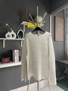 (Category: ) located in . Submitted by simple_garment (Listing ID 1465391047, Image 1). Description: .