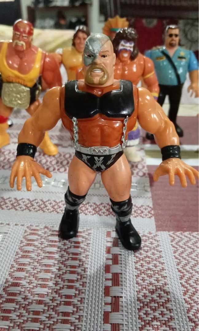 wwf hasbro (Category: Figurines & Statues) located in Paranaque City. Submitted by obin08 (Listing ID 1465417568, Image 1). Description: lot sale.