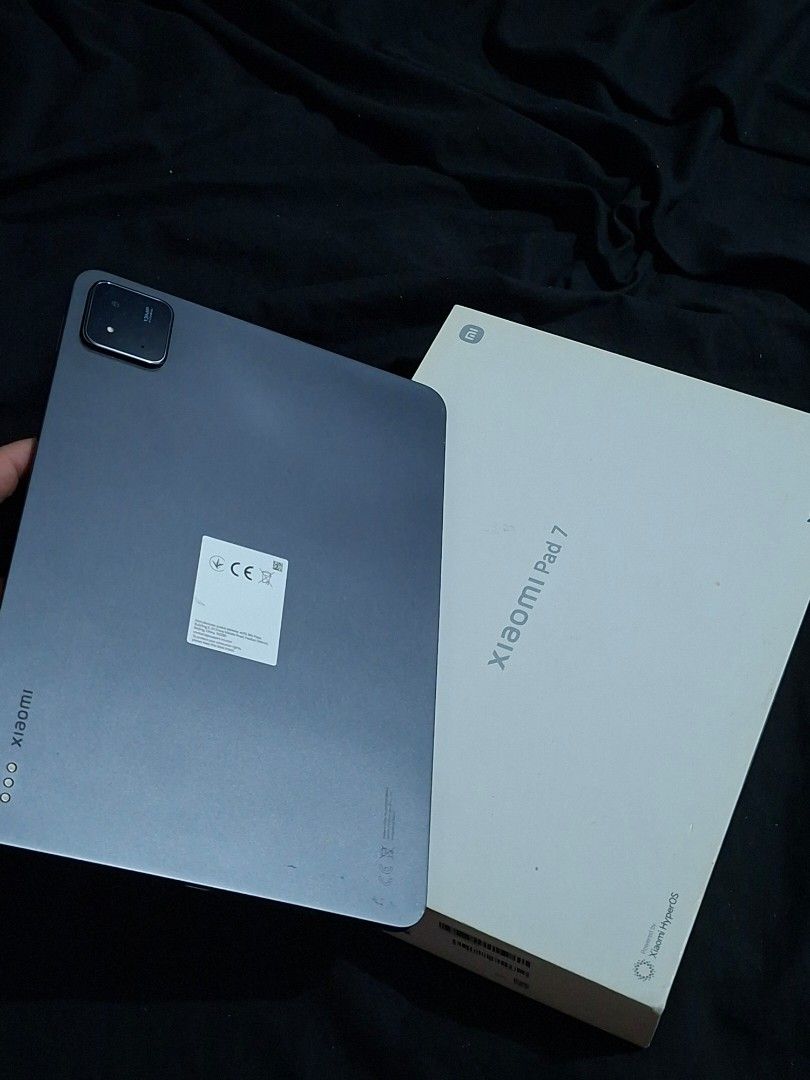Xiaomi Pad 7 8/256GB Gray (Category: Android) located in Makati City. Submitted by michaelang05 (Listing ID 1460719249, Image 3). Description: 🔥 XIAOMI PAD 7 — 8GB RAM / 256GB 🔥 💯 99% Makinis! ✨ one dents ✅ No hidden issues 🔋 96% Battery Health 🔄 560 Cycle Count 📦 ✔️ Original Box ✔️ Replacement Charger ✔️ Manual 🚀 Smooth performance — perfect for work, study, gaming, streaming & everyday use! 💰 PRICE: ₱17,499 ONLY 📍 Meet-up: Makati 📩 Se