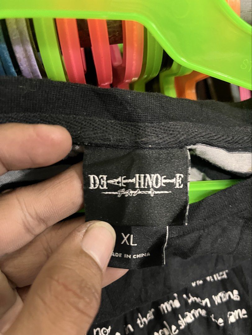 y2k DeathNote longsleeve (Category: Hoodies) located in Valencia. Submitted by hunterxthrifter (Listing ID 1465520158, Image 2). Description: GOODASNEW Y2k VINTAGE STYLE BANDSHIRT SIZE XL FIT MED.