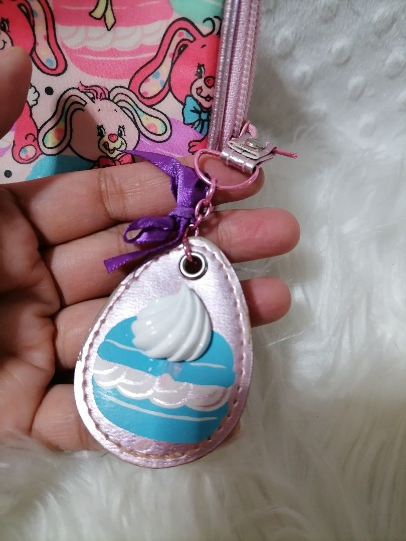 Yum Yum's Hallmark Pouch (Category: Babies & Kids Fashion) located in Butuan. Submitted by az-branded.items (Listing ID 1465500779, Image 2). Description: Authentic item From Japan.