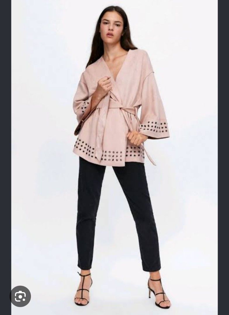 Zara Basic Faux Suede Light Blush Pink Kimono (Category: Coats, Jackets and Outerwear) located in Manila. Submitted by PrinceDani.Clothing (Listing ID 1465404065, Image 1). Description: zara blush pink faux sure kimono Medium 24in width 26in length issue: dirt in sleeves excellent condition .