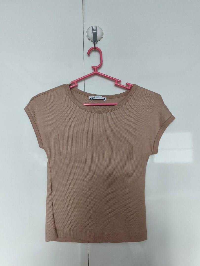 Zara Beige Top (Category: Others Tops) located in Manila. Submitted by smilefashion08 (Listing ID 1465397098, Image 1). Description: Original Zara.