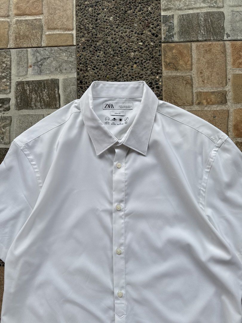 Zara Half Buttoned Polo (Category: Formal Shirts) located in Taguig. Submitted by mrwickjohn67 (Listing ID 1465556860, Image 2). Description: Like new No issue 22.5x31.5.