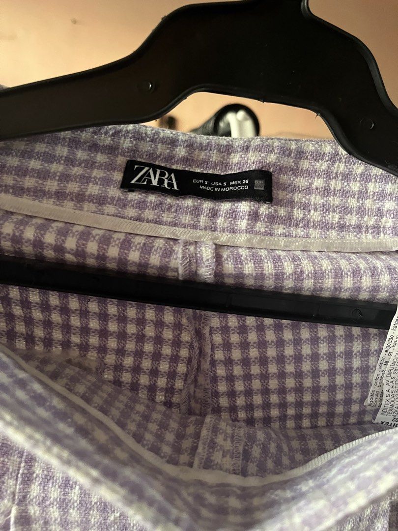 ZARA purple and white gingham skort (Category: Skirts) located in Manila. Submitted by justshop.ph (Listing ID 1465547060, Image 2). Description: .