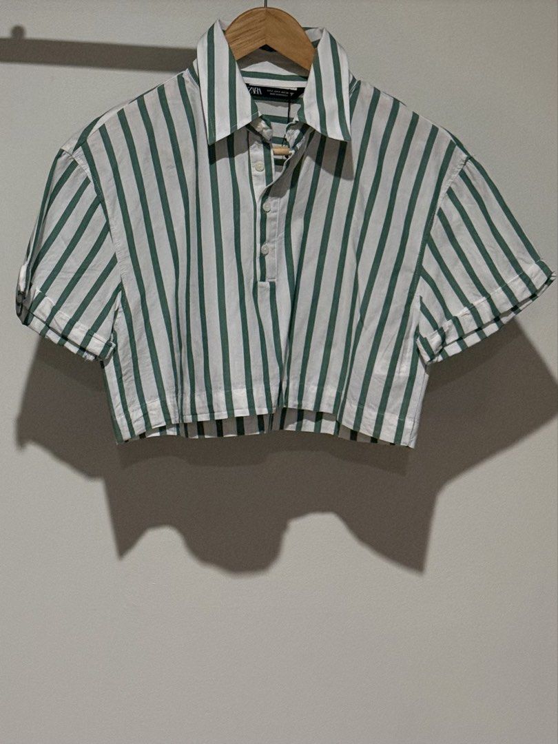 ZARA Striped Poplin Cropped Shirt (Category: Blouses) located in Makati City. Submitted by zclutters (Listing ID 1465530972, Image 3). Description: Used only once..