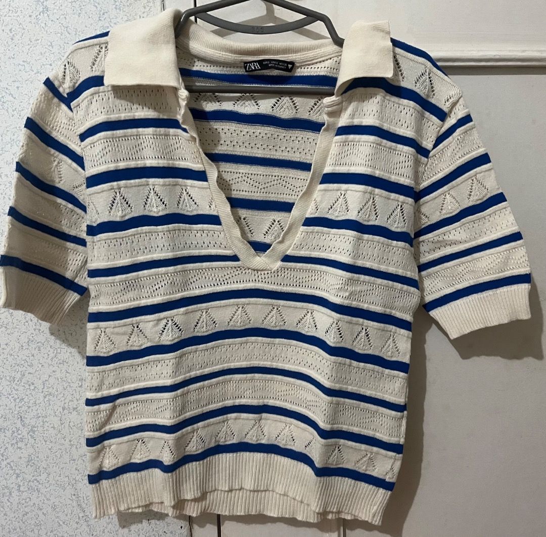 ZARA Top (Category: Blouses) located in Caloocan City. Submitted by classicsale (Listing ID 1465424383, Image 1). Description: ZARA TOP Price: Php 299 + Shipping fee Size: Small Payment: Gcash / Maya Shipping: J&T (dm for more options or details) Good condition DM FOR MORE INFO .