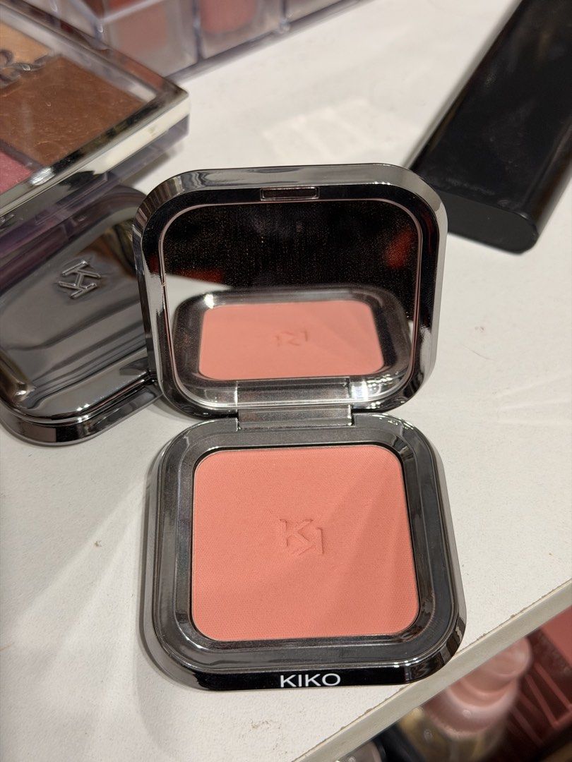 02 Kiko Milano Unlimited Blush (Category: Makeup) located in Valenzuela. Submitted by ashellay (Listing ID 1469350658, Image 3). Description: - Brand: Kiko Milano Unlimited Blush - Shade: 02 - Condition: Barely touched (stamp logo is still crisp) - Packaging: Sleek gunmetal compact with a built-in mirror - Size: Net weight 6g - Origin: Made in Italy - Rushed declutter, message for inquiries!.