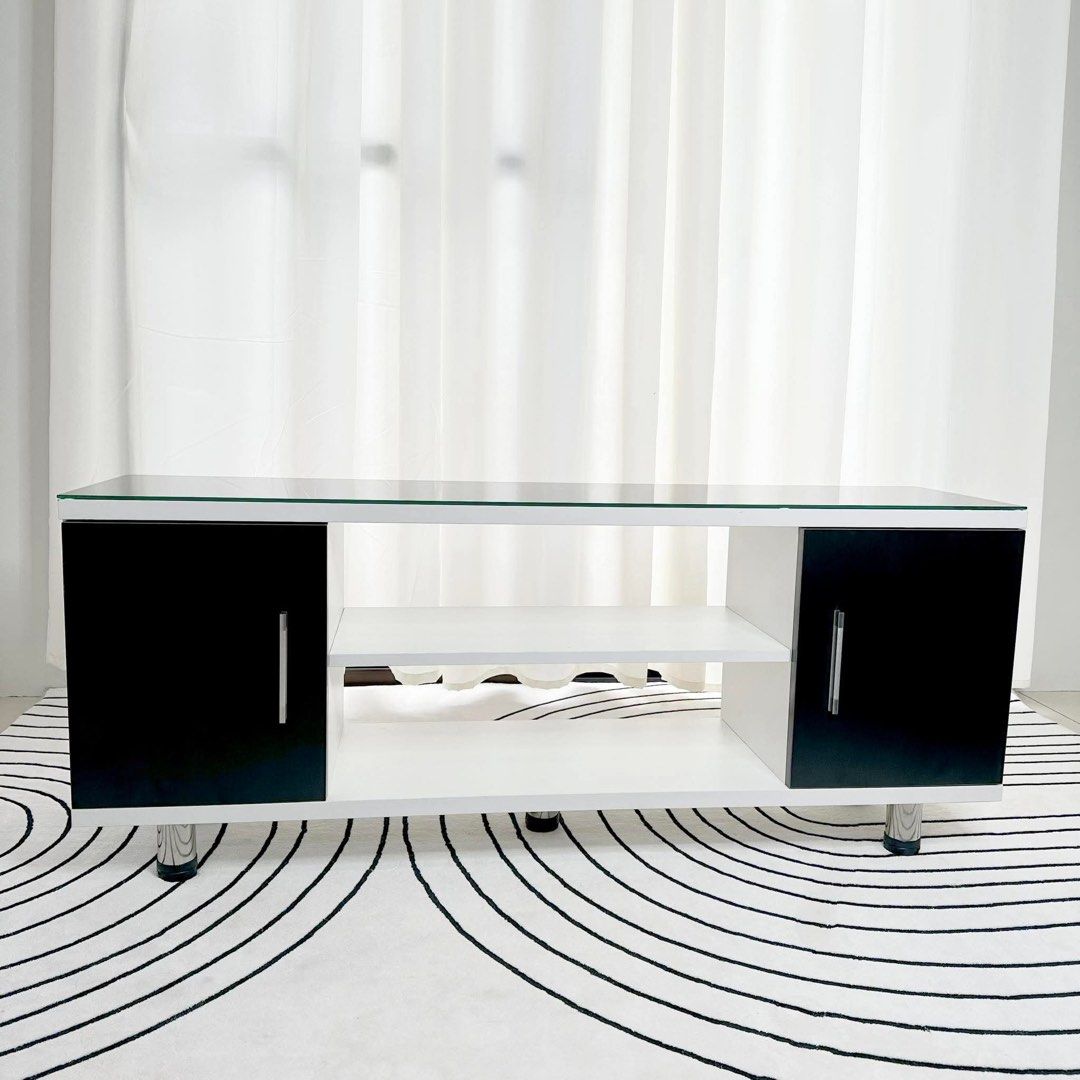 120cm Modern Tv Rack Tv Table Stand (Category: TV Consoles) located in Valenzuela. Submitted by jhagonzales (Listing ID 1469299002, Image 1). Description: .