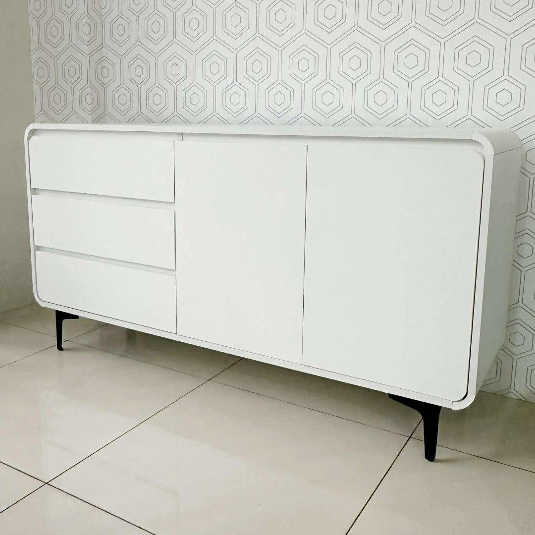 140cm tv rack Tv Table Stand (Category: TV Consoles) located in Marikina City. Submitted by marcobarbado.cloud (Listing ID 1469284051, Image 2). Description: .