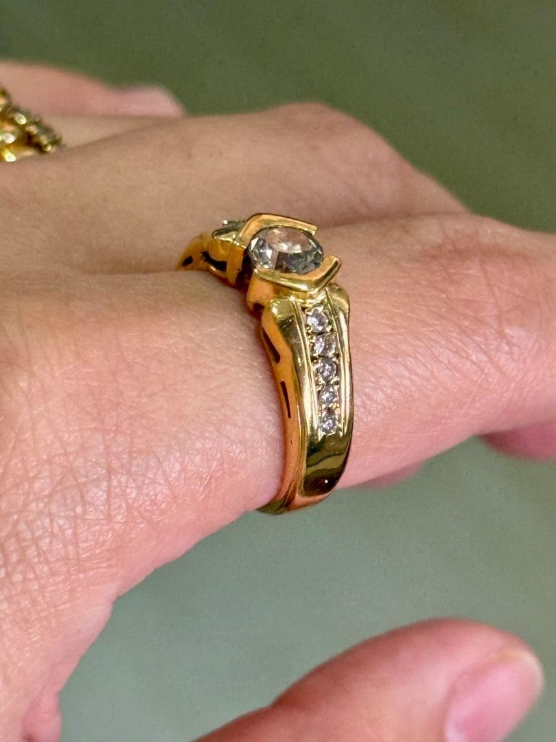 14K Gold Diamond Engagement Ring (Category: Rings) located in Baguio. Submitted by asna_taku (Listing ID 1469242431, Image 3). Description: 💍 14K Gold Diamond Engagement Ring 💎 Looking for a beautiful engagement ring that feels timeless and special? ❤️ This elegant 14K gold ring features a sparkling center diamond complemented by diamond accents along the band — a romantic design to symbolize a love worth celebrating. ✨ 14K Gold with Diamonds ⚖