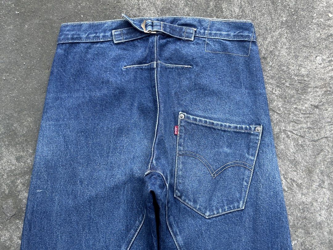 1993 Vintage Levi's Cinch Back Engineered Jeans (Category: Jeans) located in Bacoor. Submitted by rekindle. (Listing ID 1469284390, Image 3). Description: .
