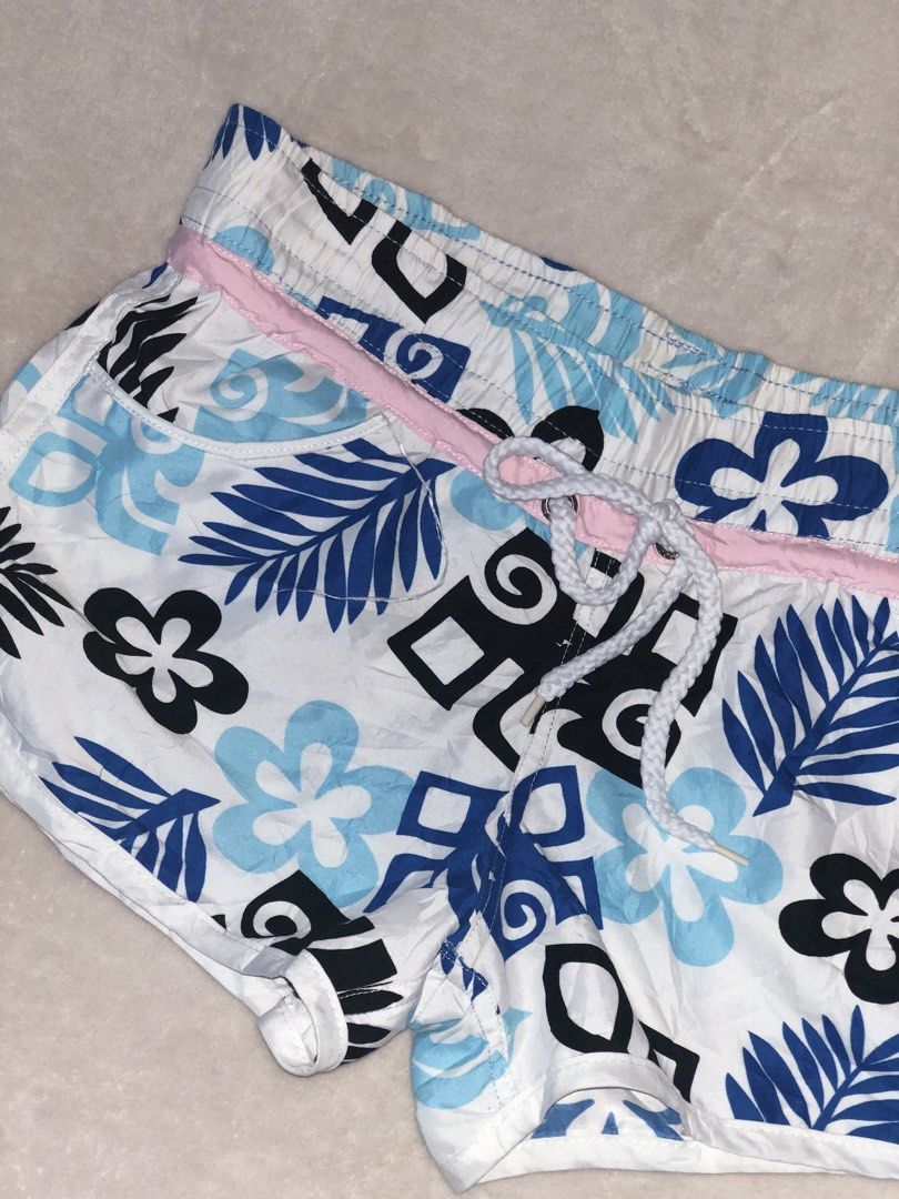 2000s summer roxy hibiscus floral shorts (Category: Shorts) located in Bulacan. Submitted by amouriellekim (Listing ID 1469302974, Image 2). Description: size small to medium, cut tags 🏷️ | vintage mcbling y2k cunty summer ibiza teal ocean roxy gap guess bebe brandy melville victoria’s secret juicy couture von dutch baby phat miss me miss sixty true religion ed hardy diesel tommy hilfiger espirit dkny aeropostale hollister abercrombie bape .