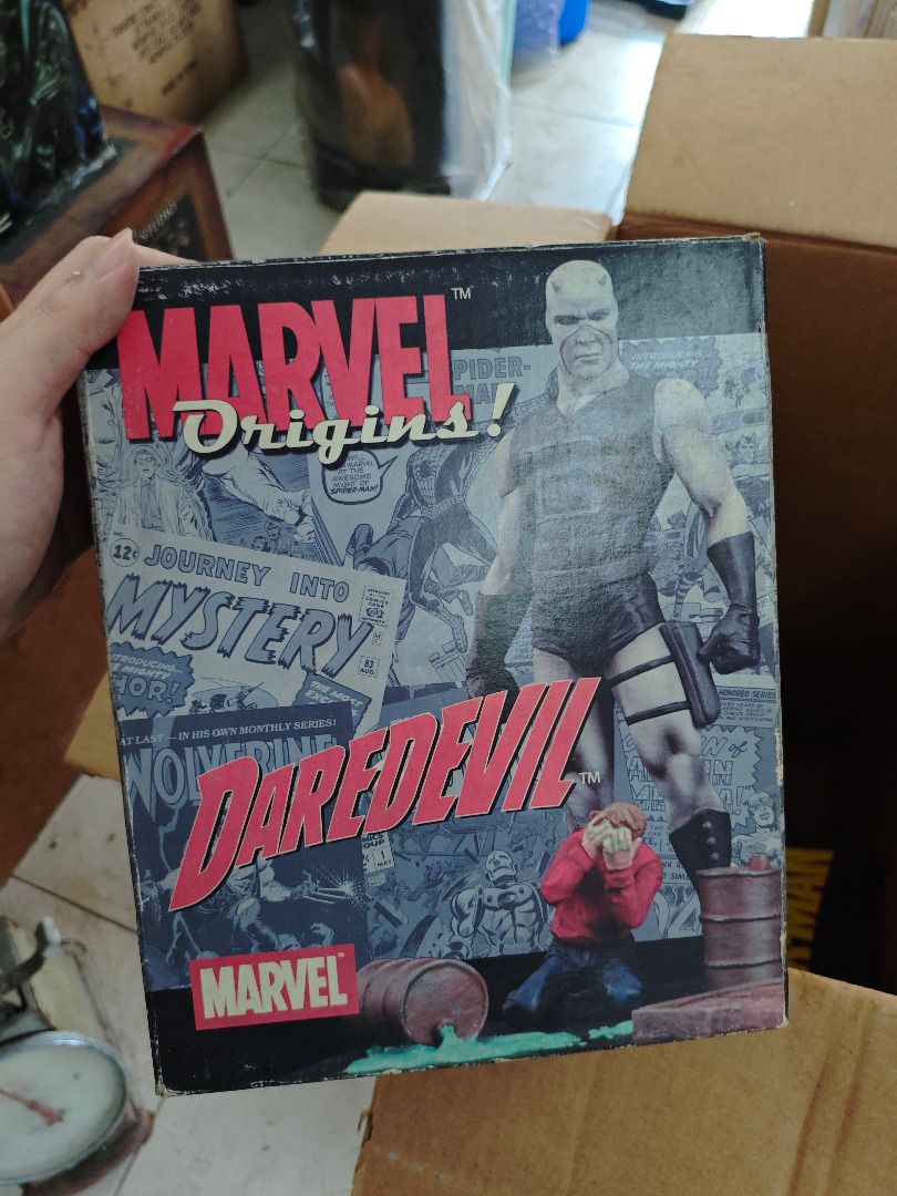 2006 Diamond Select Marvel Origins Daredevil Statue Limited Edition (Category: Figurines & Statues) located in Pasay City. Submitted by fcsean (Listing ID 1469298000, Image 1). Description: .