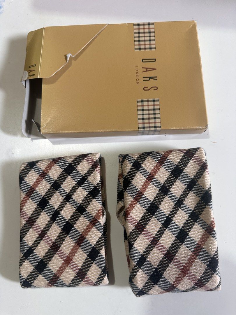 2pcs set Daks Towel Handkerchief (Category: Bedding & Towels) located in Davao. Submitted by favoritepreloved (Listing ID 1469225662, Image 1). Description: 💜 25cm x 25cm.