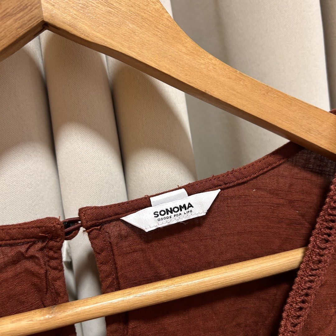 2XL Sonoma Rayon Rust Brown V-Neck Top (Category: Blouses) located in Rizal. Submitted by from99abovecloset (Listing ID 1469162228, Image 2). Description: CODE:184 Size: 2XL Armhole (laid flat):11” Bust (around): 54” Length (laid flat): 28” Cotton rayon | loose | like new.