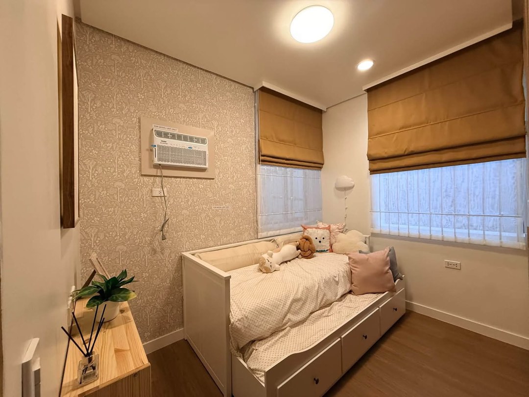 (Category: ) located in . Submitted by raincomito (Listing ID 1469306714, Image 1). Description: .