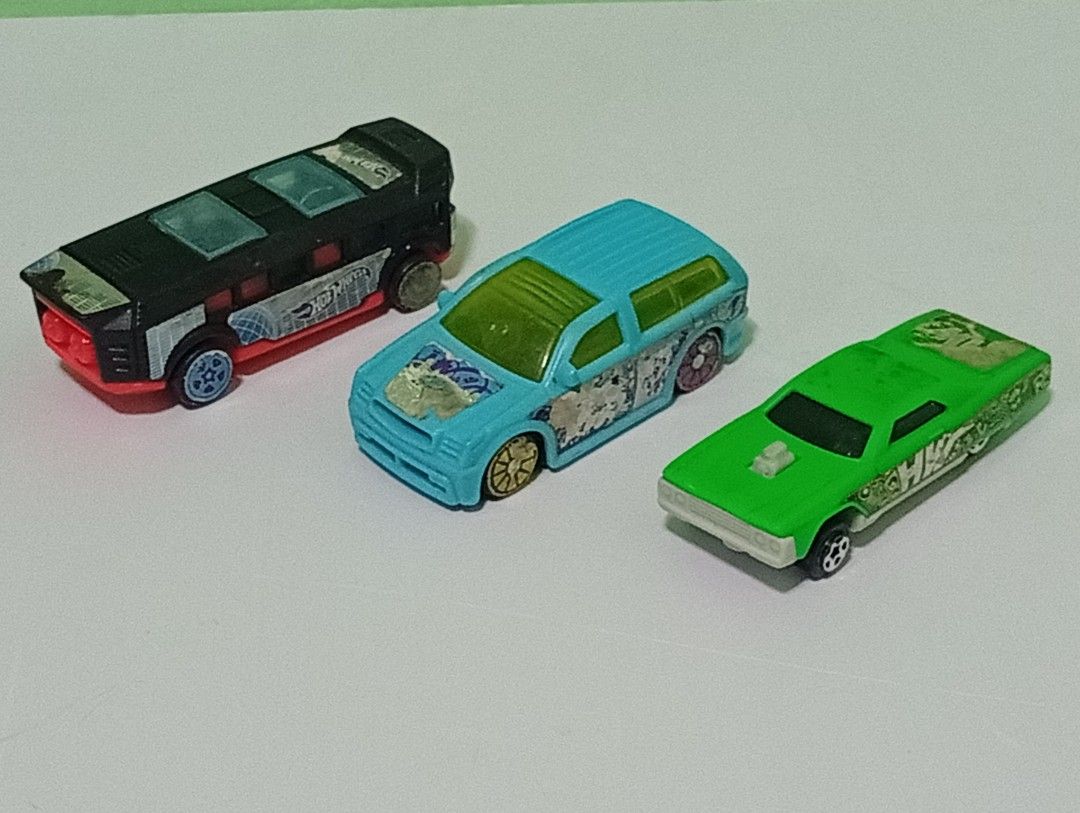 3pcs 2023 Hotwheels McDonalds (Category: Action & Battle Toys) located in Lipa City. Submitted by mark_collections (Listing ID 1469306462, Image 1). Description: 3pcs 2023 Hotwheels McDonalds - as in condition, bawal sa maselan Mode of Payment: Gcash.